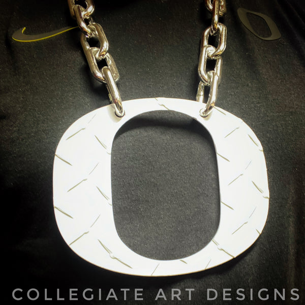 O Chain-University of Oregon Ducks-Aluminum Diamond Plate-White-O Necklace